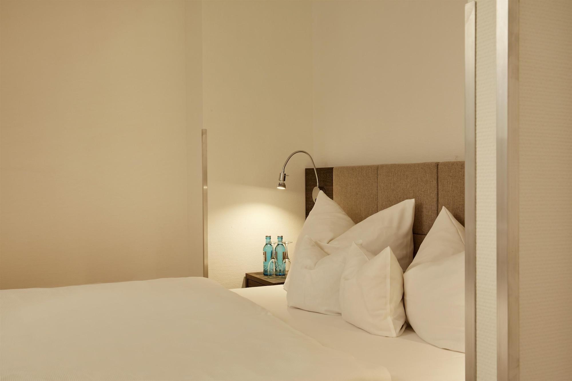 H+ Hotel Nuernberg Екстериор снимка