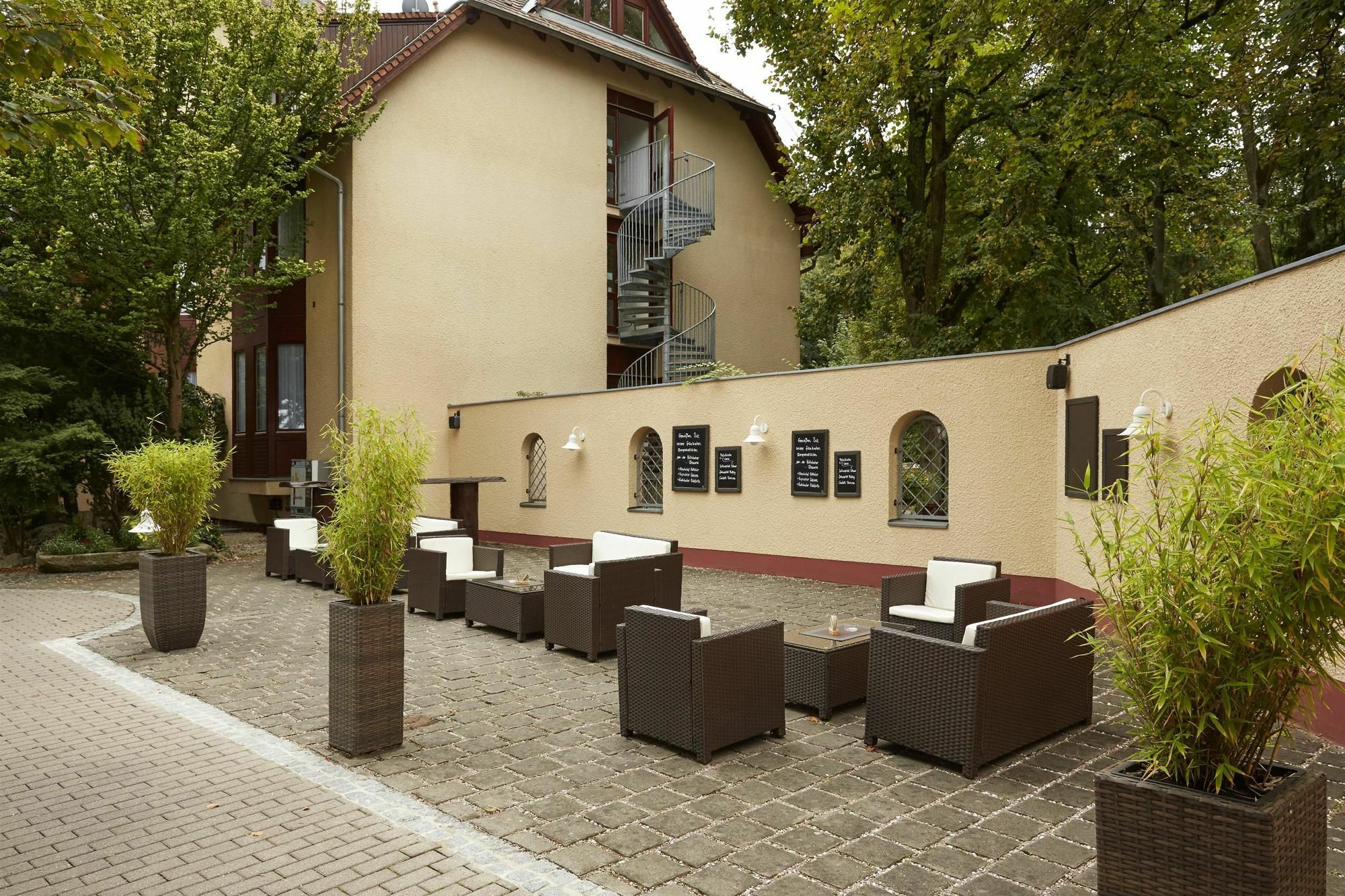 H+ Hotel Nuernberg Екстериор снимка